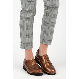 Kylie Brogues lacados castanho 1