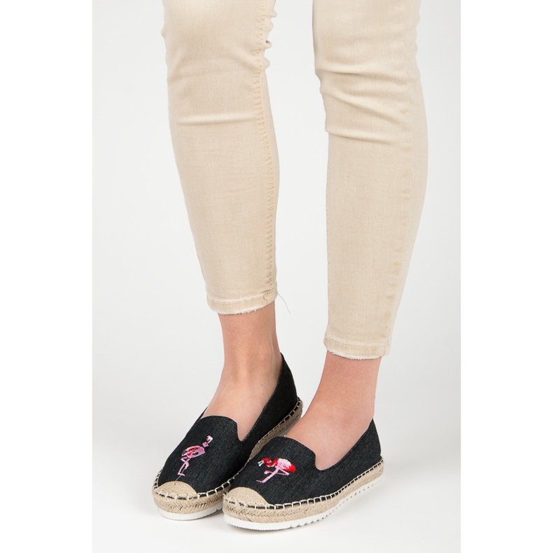 Bestelle Alpargatas com um flamingo preto 1 Bestelle Alpargatas com um flamingo preto 1