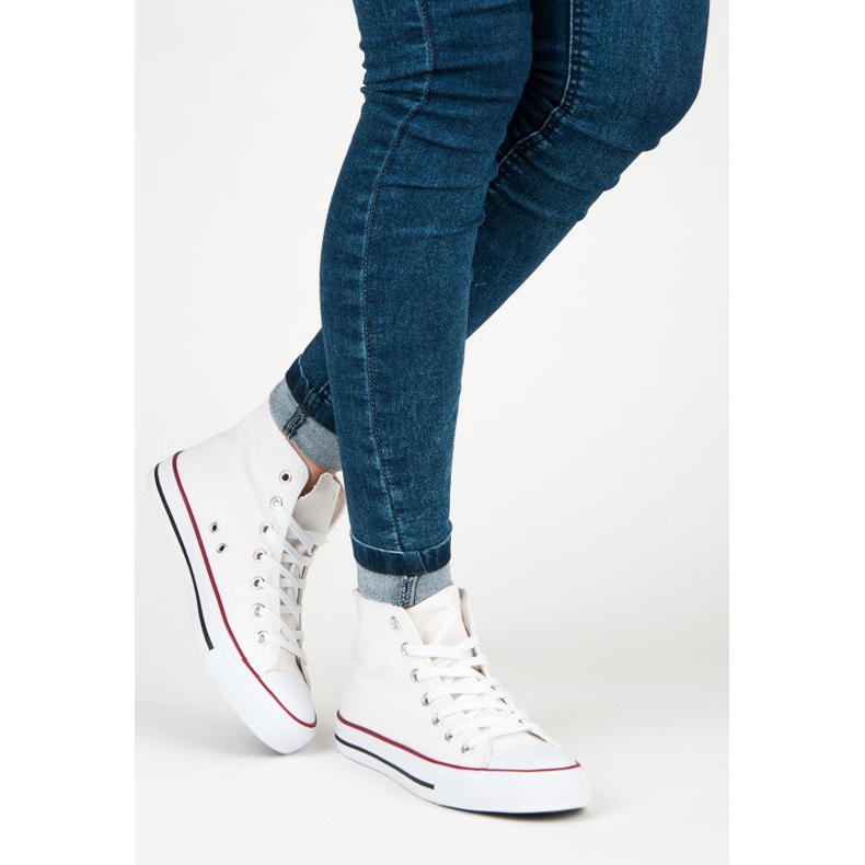 Tênis com cadarço acima do tornozelo branco 2