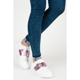 Tênis brancos da moda roxo 2