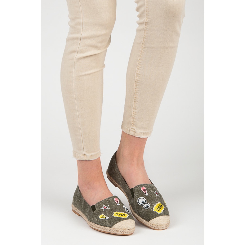 Bestelle Alpercatas de primavera com remendos verde 1