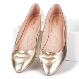 Fama Beijos de bailarina amarelo 2