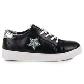 Tênis amarrado com uma estrela preto 2