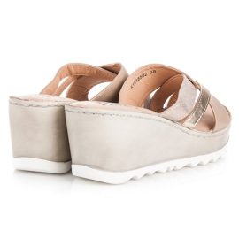 Kylie Chinelos de cunha castanho 2