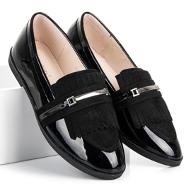 Ideal Shoes Mocassins lacados a preto 1
