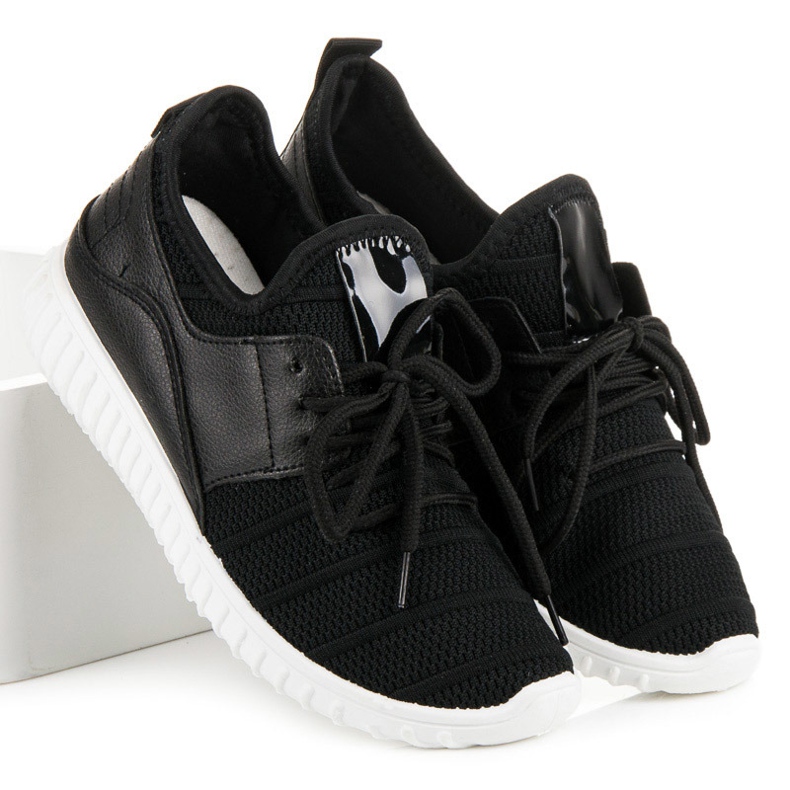 Tênis preto sem salto 1