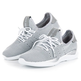 Tênis cinza sem salto 2