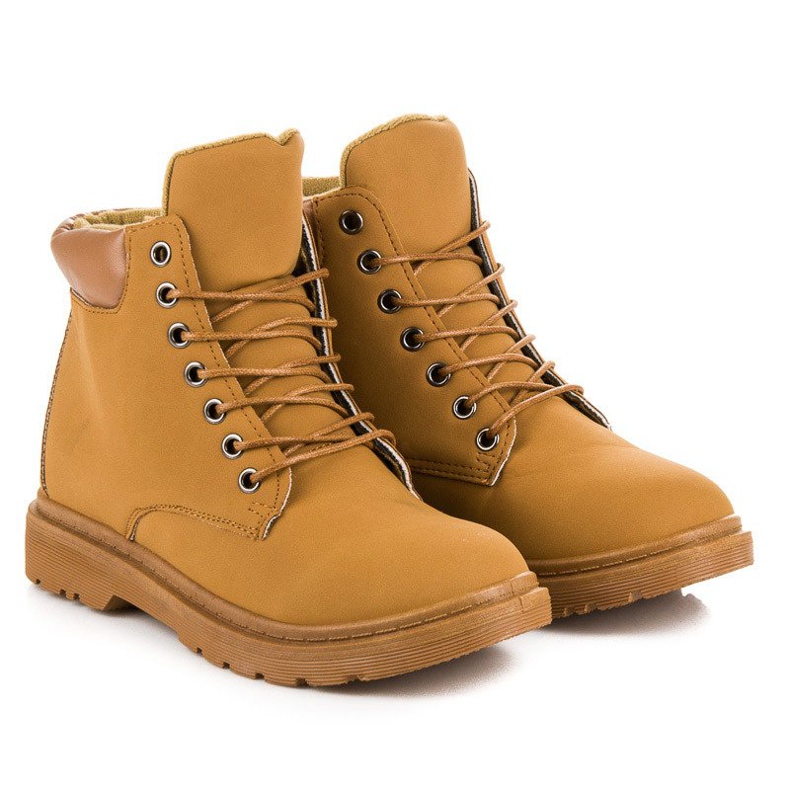 Caçadores de camelos marrom 2