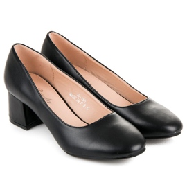Renda Scarpin preto com salto baixo 1