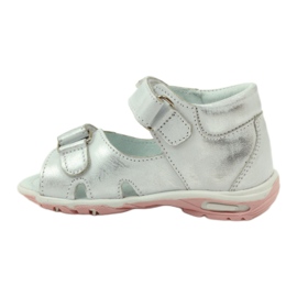 Sandálias meninas flexíveis de Bartuś para velcro prateado metálico prata 2