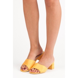 Renda Sandálias de salto alto em camurça amarelo 1