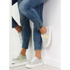 Tênis cinza em uma sola alta K1831401 Gris 1