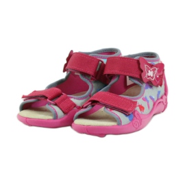 Sandália Befado 242p077 com aplicação em pele rosa cinza 3