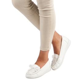 Tullo Mocassins femininos branco 2