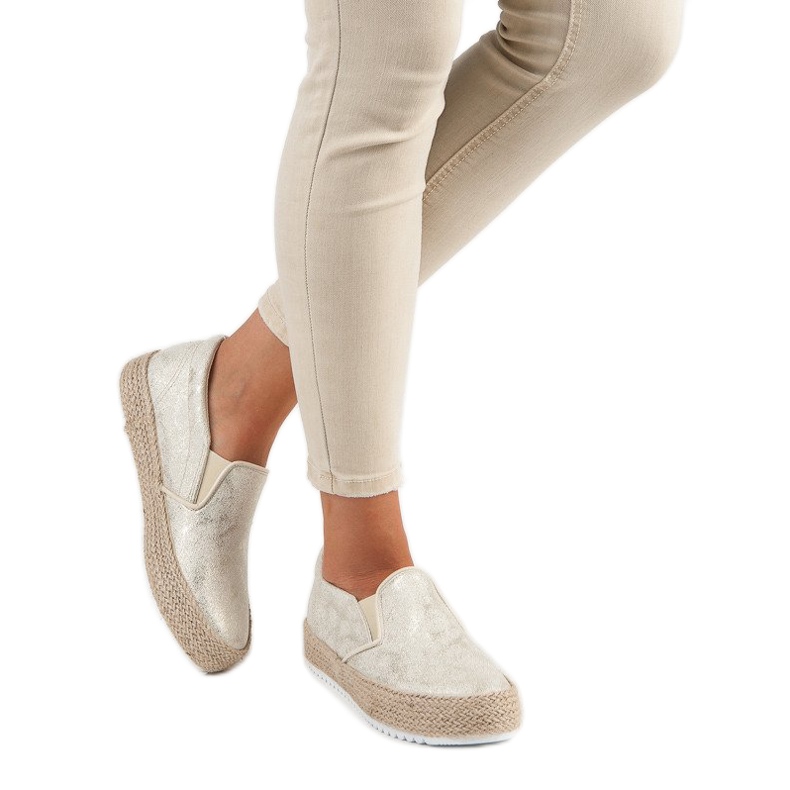 Betler Alpargatas douradas na plataforma dourado 1