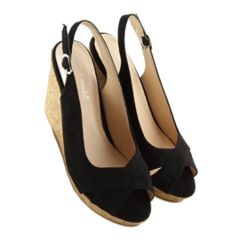 Sandálias pretas com salto em cunha de cortiça 6421 preto 1