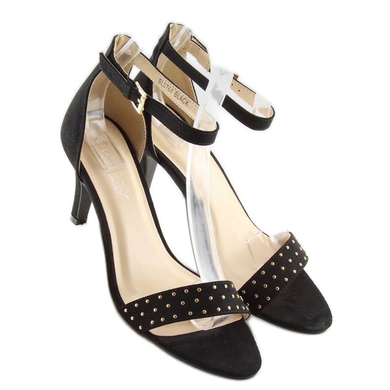 Sandálias em um salto confortável preto BL0764 2