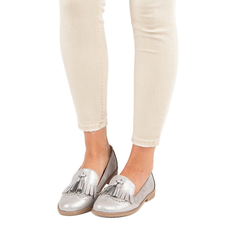 Bestelle Mocassins femininos elegantes cinza 1