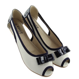 Bailarinas brancas com biqueira aberta D314 BRANCO / MARINHO 1