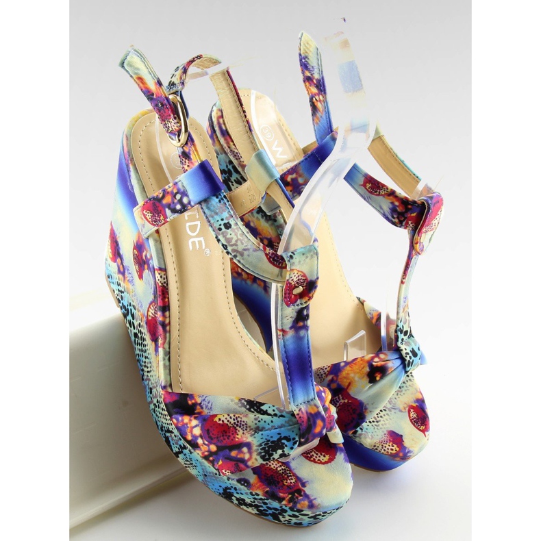 Sandália de cunha em cetim 903 azul 1