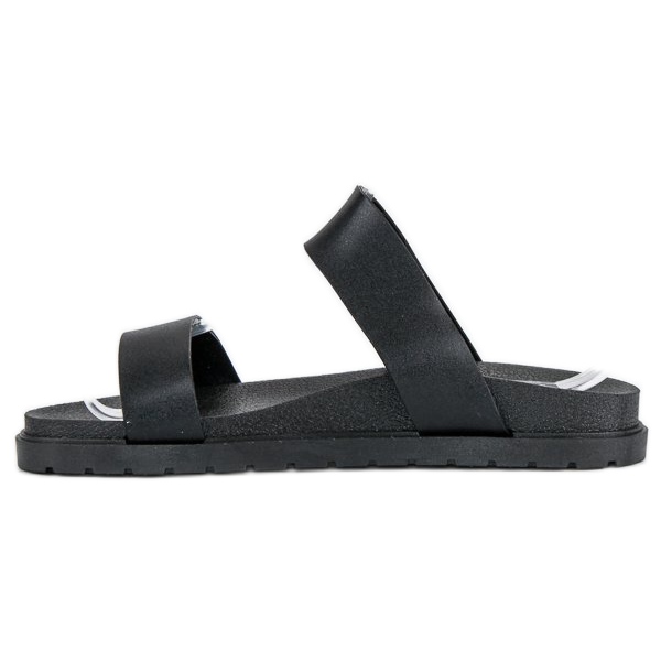 Chinelos pretos de senhora 2