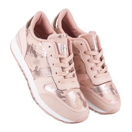 Tênis rosa com cadarço 1 Tênis rosa com cadarço 1