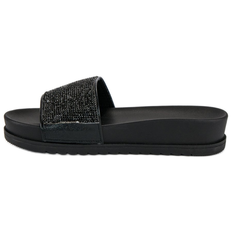 Chinelos pretos elegantes 1