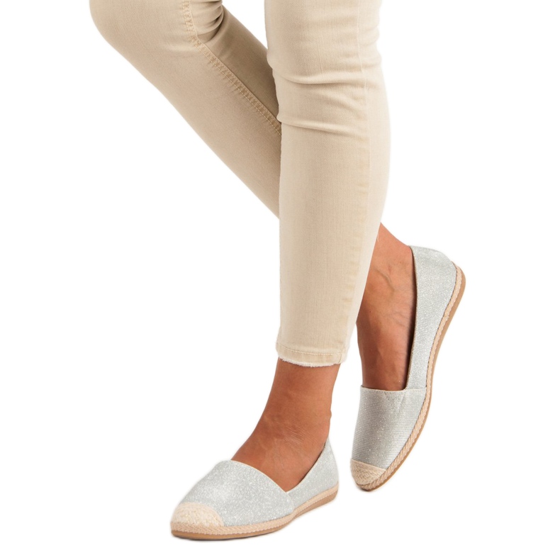 Alpercatas com brilho cinza 2