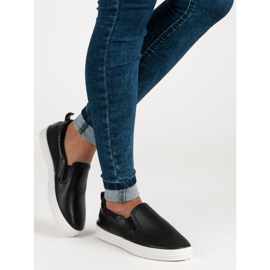 Chinelos pretos 1 Chinelos pretos 1