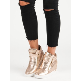 Tênis de cunha amarelo 2