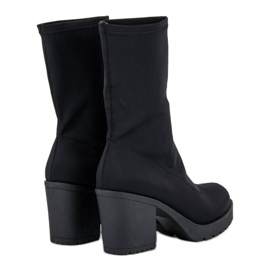 Small Swan Botas flexíveis com protetor preto 1