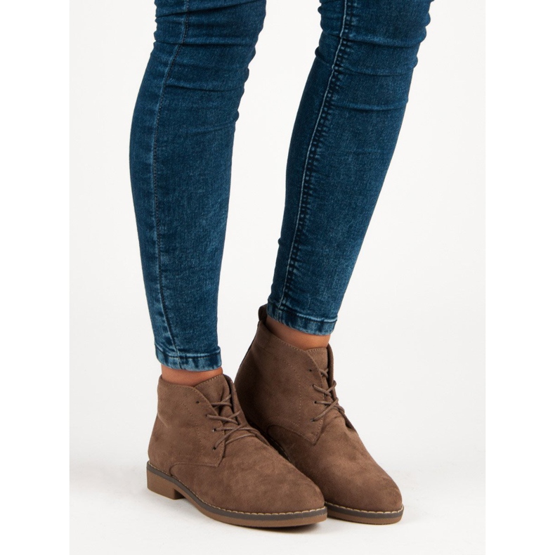 Botas de cano baixo amarradas marrom 1