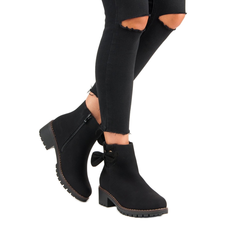 Botas pretas de salto alto preto 2 Botas pretas de salto alto preto 2