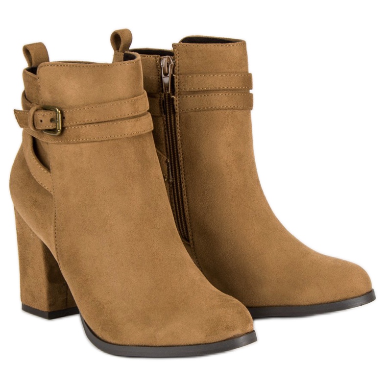 Corina Botas elegantes de salto alto castanho 1