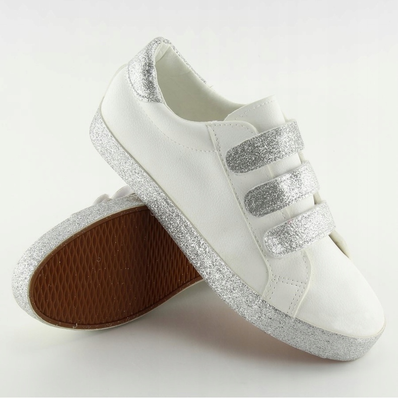 Tênis com velcro branco XL10P branco cinza 2