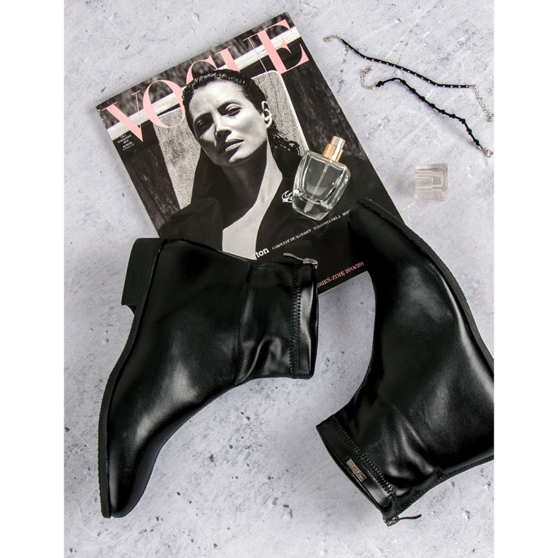 Botins pretos com zíper 1