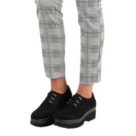 Sapatos de camurça pretos 1