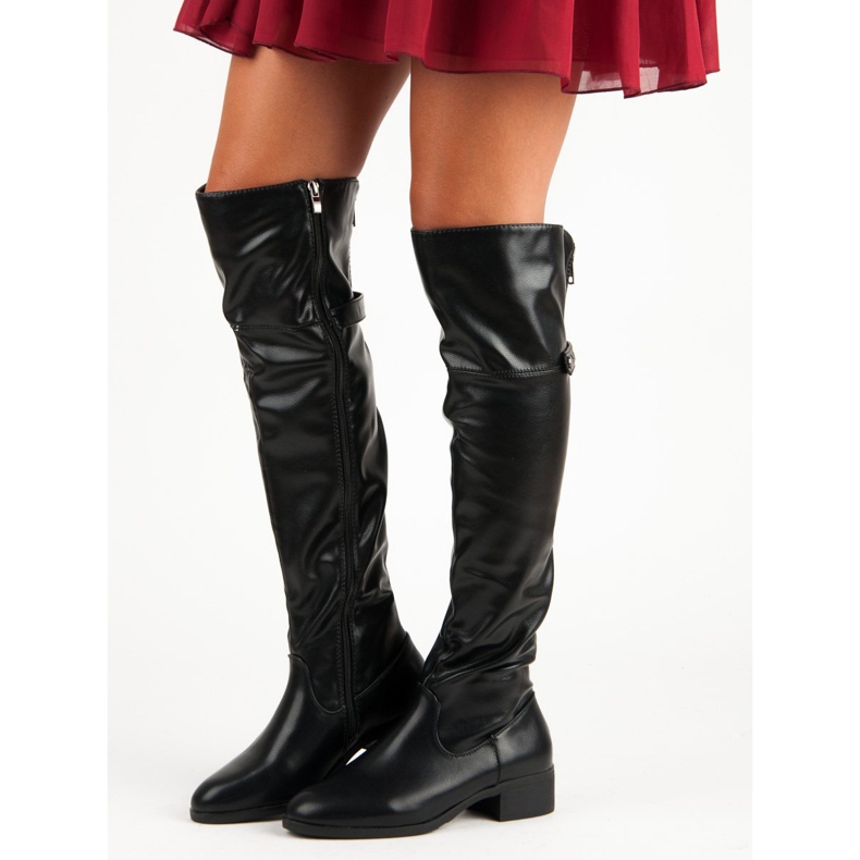 Botas pretas na altura da coxa com zíper preto 1 Botas pretas na altura da coxa com zíper preto 1