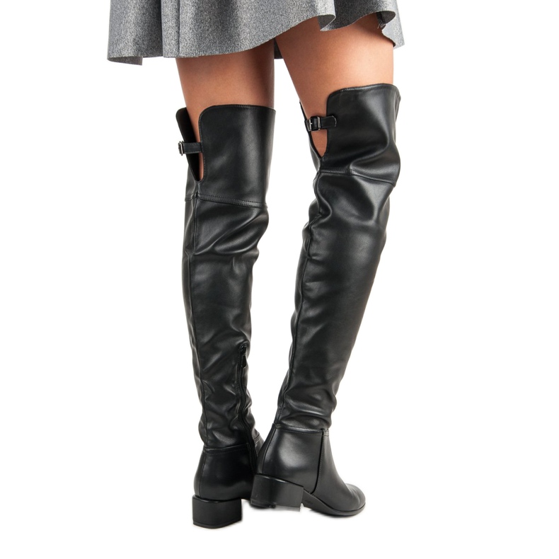 Botas pretas de salto baixo preto 2