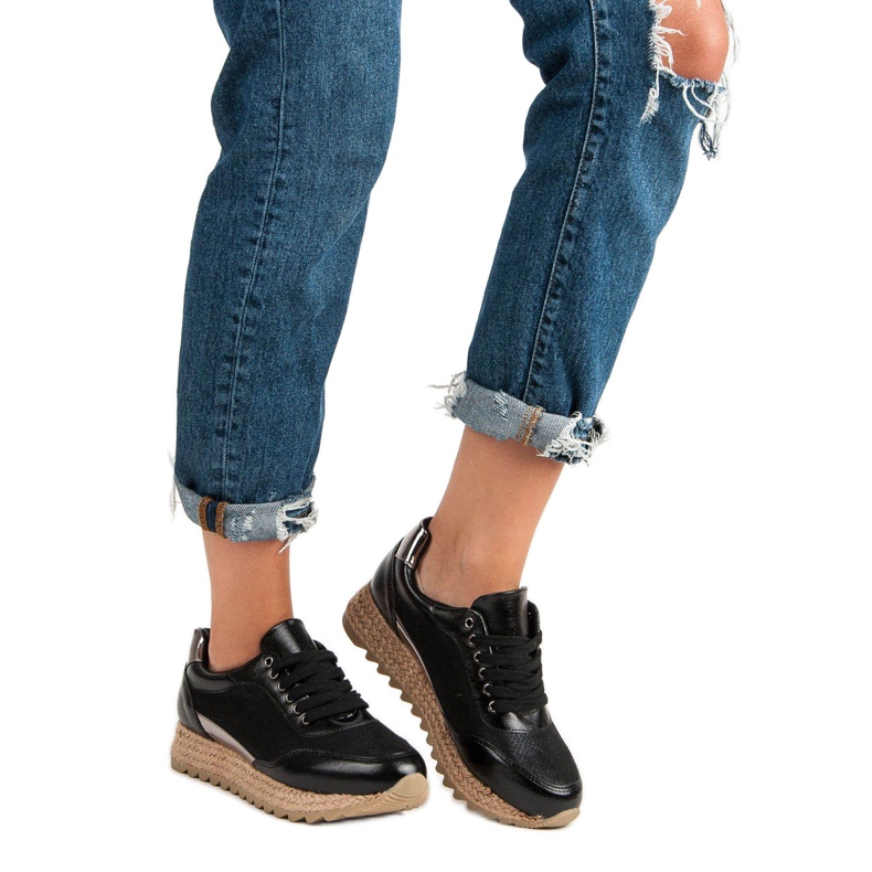 Bestelle Tênis amarrados preto 1