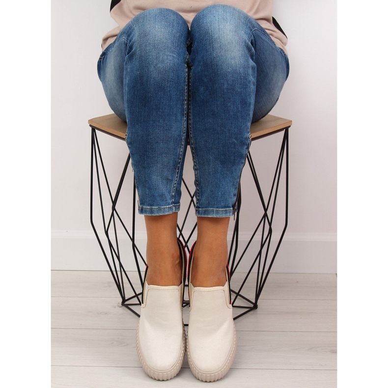 Tênis slip-on bege 107-40 bege 1