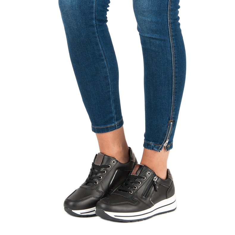 Calçados esportivos deslizantes preto 1