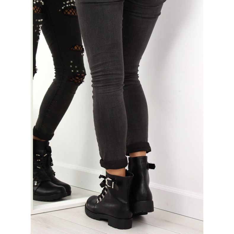 Botas pretas e uma fita preta FC-H125 preta preto 1