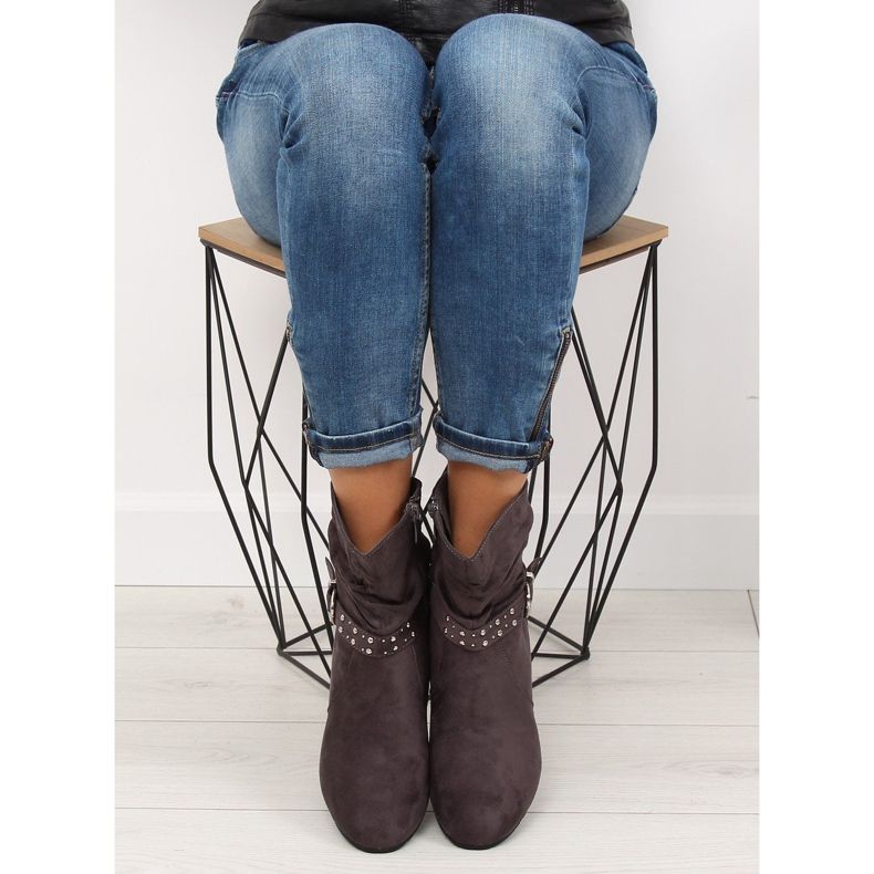 Cinto de faixa com tachas cinza PE103 cinza 1 Cinto de faixa com tachas cinza PE103 cinza 1