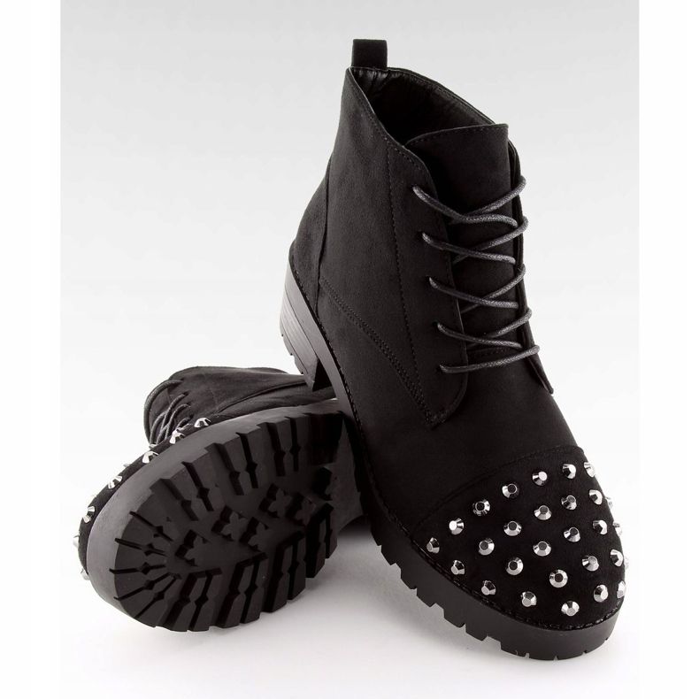 Botas amarradas com tachas pretas 2017-10 Preto 1 Botas amarradas com tachas pretas 2017-10 Preto 1