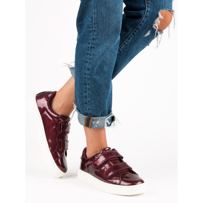 Fila Upstage Velcro Low Wmn vermelho 2 Fila Upstage Velcro Low Wmn vermelho 2