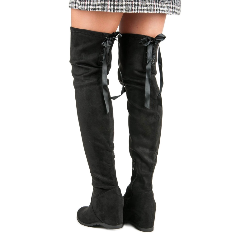 Bestelle Botas pretas na cunha preto 2