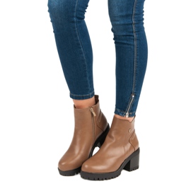 Salto alto castanho 2 Salto alto castanho 2