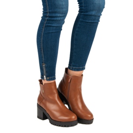 Salto alto de camelo castanho 2