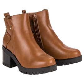 Salto alto de camelo castanho 1